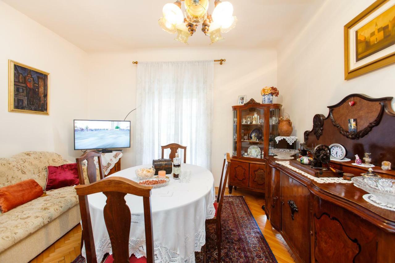 Apartment Dragana Kaštela Eksteriør bilde